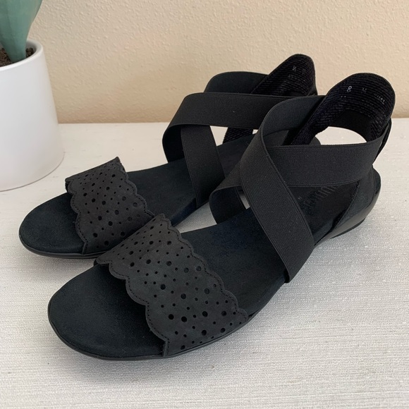 Munro Shoes - Munro Black Perforated Nubuck Elastic Strap Sandals Woman’s 8M
